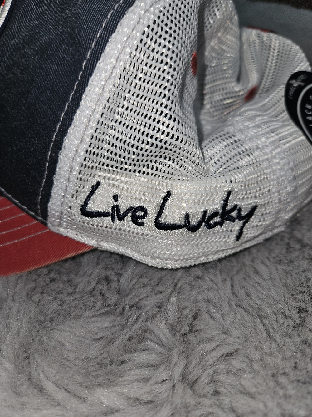 NEW! Black Clover Red & Navy Trucker Hat with American Flag Clover Patch NWT - Picture 4 of 12